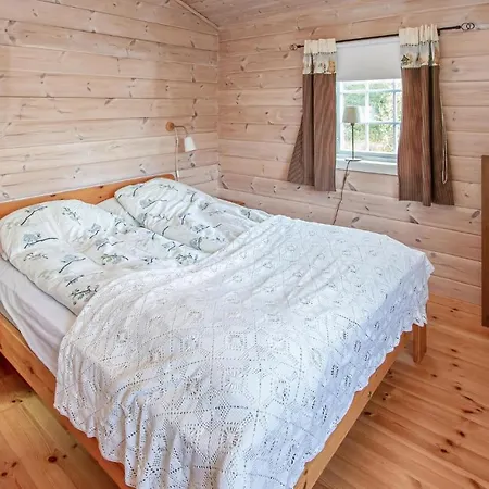 4 Bedroom Awesome Home In Sykkylven * Sykkylven